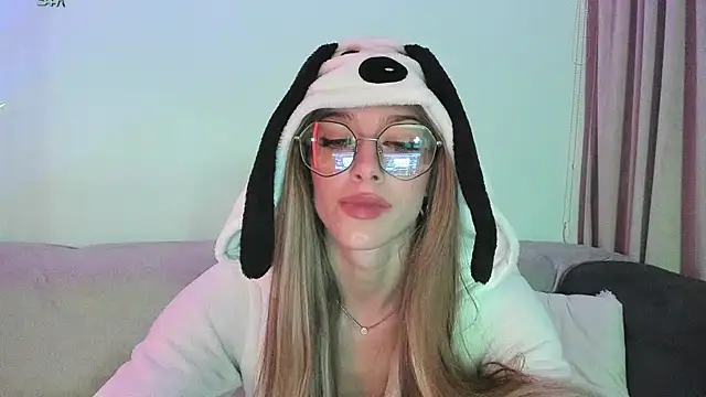 BARBIE 22888 online show from February 24, 8:51 pm