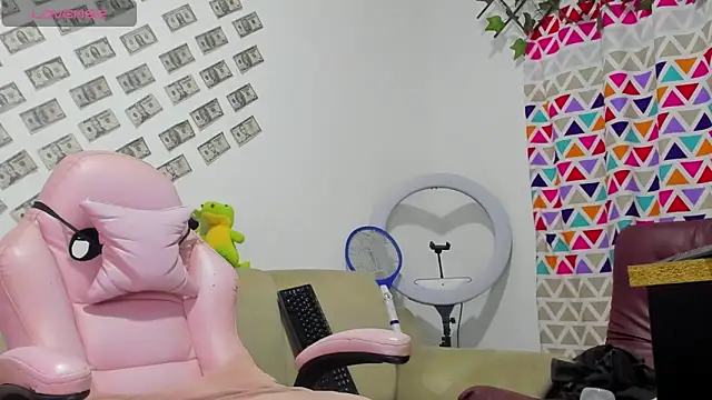christialexaa online show from June 12, 11:46 pm