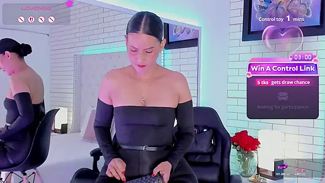 Coco Balenciaga  online show from July 9, 12:18 pm