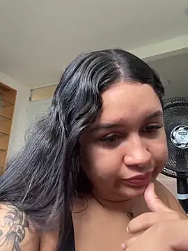 Pretty Isadora online show from May 1, 9:51 pm