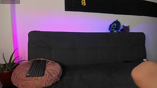 on tefa online show from October 5, 1:10 am