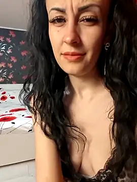 Lory sexxxy online show from May 2, 9:29 pm