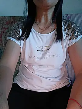 Asian girl13 online show from June 6, 8:20 am