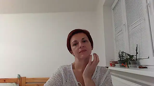 LoraLoraMay online show from October 20, 5:27 pm