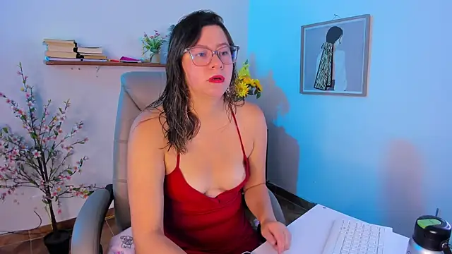 Chanelll Taylorr  online show from July 23, 11:29 am