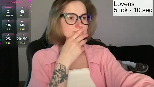 Sexy Sweets online show from June 18, 5:51 pm