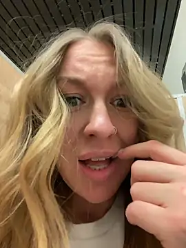 Sweet   Emily online show from January 12, 1:38 pm