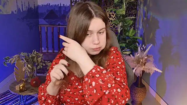 FioraMarmoris online show from December 18, 5:12 am