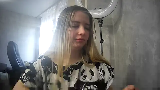 ViolaCandy online show from October 31, 4:58 am