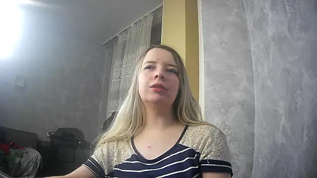 ViolaCandy online show from November 20, 2:40 pm