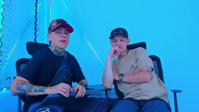 HOT boy2025 online show from October 31, 4:47 am