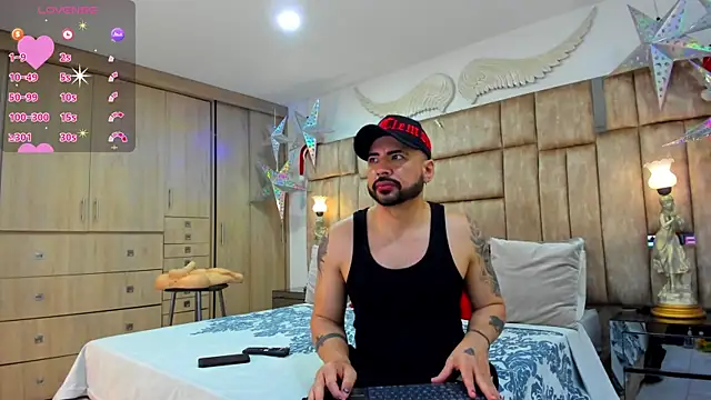 petterwilly1 online show from December 5, 12:10 am