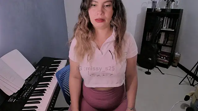 gigi stephans online show from July 11, 12:43 am