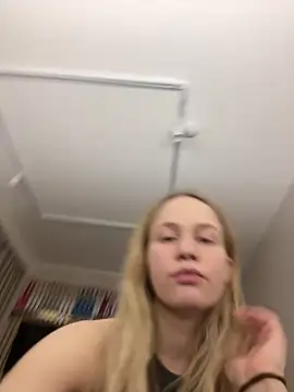 annabel8 online show from June 6, 8:59 pm