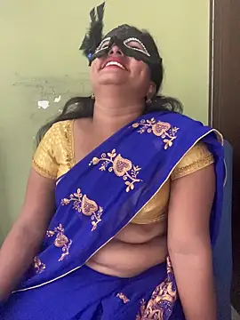 Hottest Tamil online show from May 4, 9:18 pm
