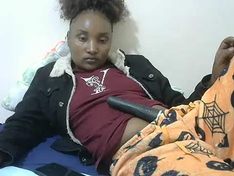 StacyGee24 online show from October 2, 8:25 pm