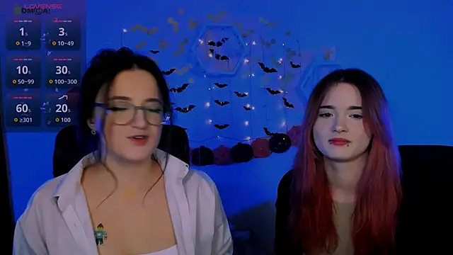 liana kisses online show from October 30, 7:59 pm