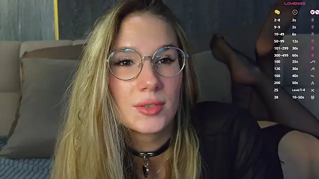 LeslieMines online show from June 30, 11:10 am