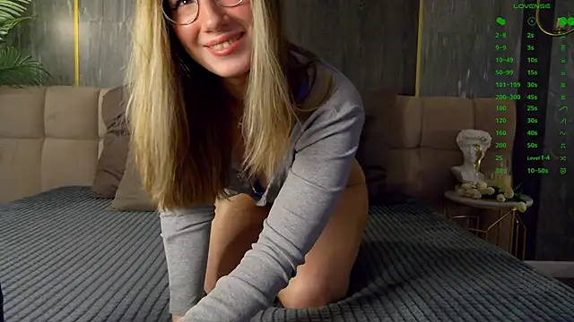 LeslieMines online show from June 23, 6:33 am