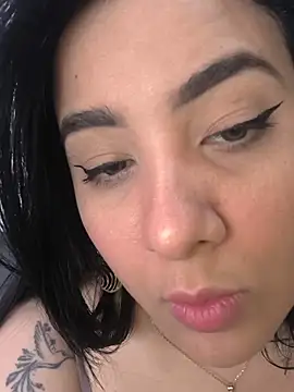bigboobsrose1 online show from June 8, 12:06 pm