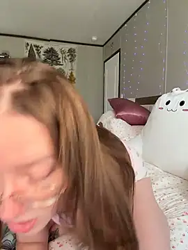 Sweetdee222x online show from July 1, 5:45 pm