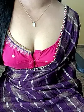 Lusty-couplee online show from April 18, 7:58 pm