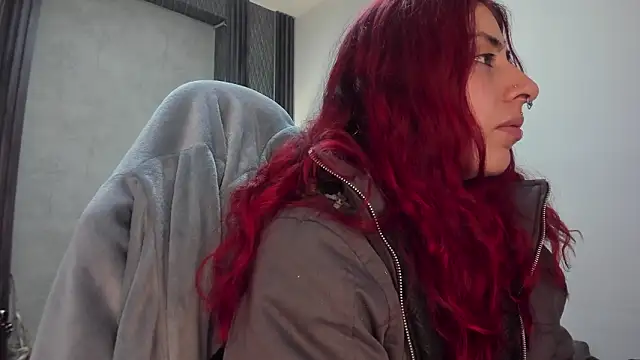 selene red  online show from March 16, 1:19 am