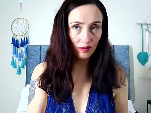 Snapshot of IberianMoonMK chatting on October 11, 5:59 pm IberianMoonMK online show from October 11, 5:59 pm