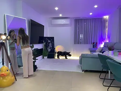 Mika Miller online show from September 8, 8:52 pm