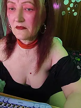 SabrinaXlovess online show from July 1, 5:45 pm
