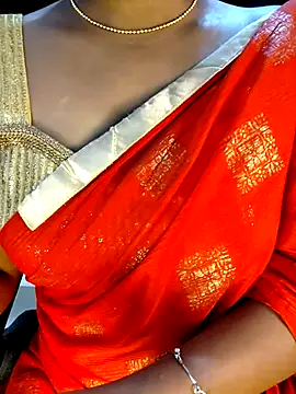 VR here 4U online show from January 19, 3:52 pm