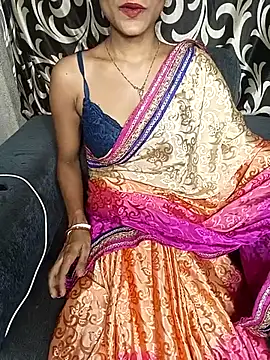 REVA DARLING online show from June 26, 6:47 am