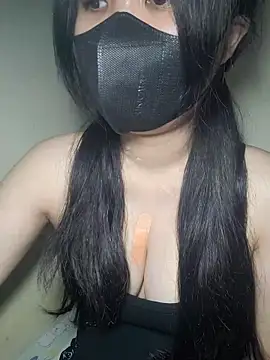 Athena20001 online show from June 12, 7:00 pm