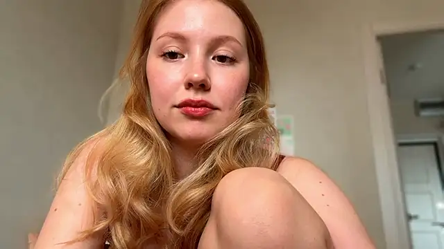 HoneyAudrey online show from May 5, 2:47 am