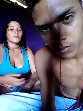 Snapshot of daniel_traviexxxo chatting on September 21, 7:12 pm daniel traviexxxo online show from September 21, 7:12 pm