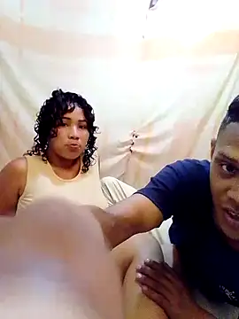 Snapshot of daniel_traviexxxo chatting on September 15, 4:04 pm daniel traviexxxo online show from September 15, 4:04 pm
