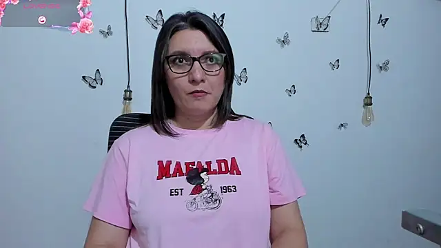 Amie Adams82  online show from January 15, 4:13 pm