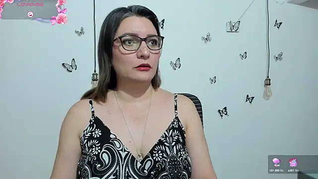 Snapshot of Amie_Adams82_ chatting on September 22, 6:28 pm Amie Adams82 online show from September 22, 6:28 pm