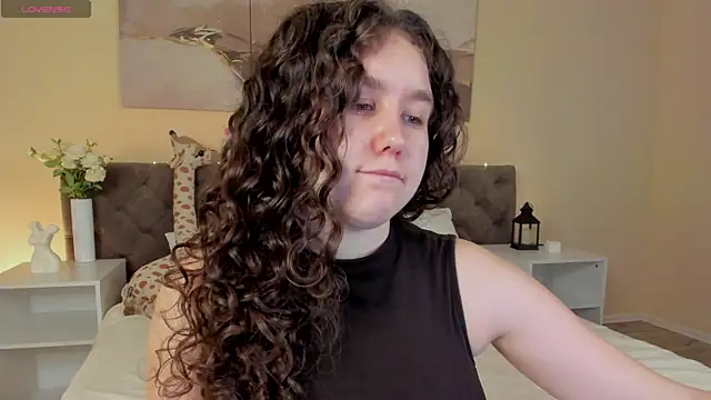 Ariella Sol online show from June 24, 1:15 am