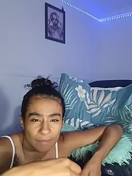 Leslly  online show from July 19, 10:17 am