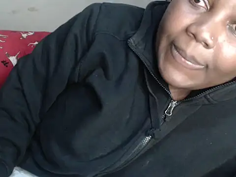 booty lolah  online show from July 19, 10:23 pm
