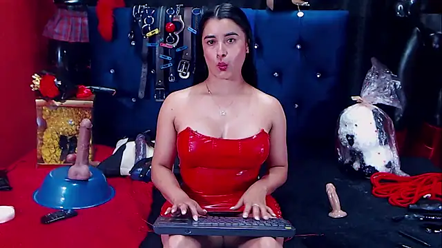 Hannamariana online show from June 3, 2:33 pm