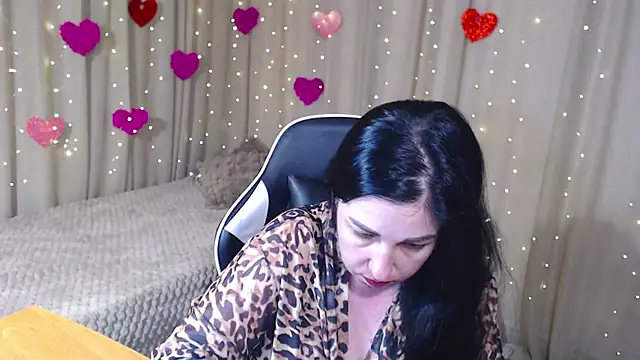 JillStevens online show from May 7, 3:00 am