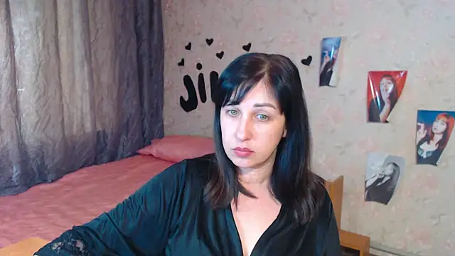 Snapshot of JillStevens chatting on September 18, 11:42 am JillStevens online show from September 18, 11:42 am