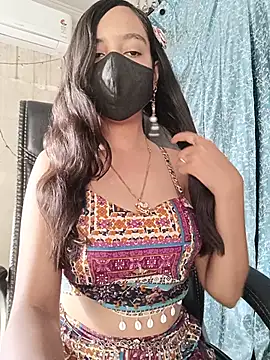 Parinaaz18 online show from August 3, 1:31 am