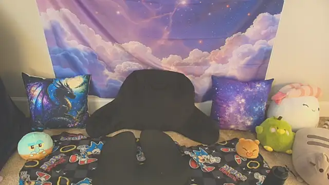 MilkyBunny online show from June 5, 6:03 pm