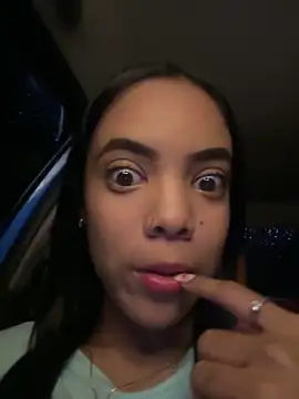 Snapshot of NAUGHTY_LITTLE_18 chatting on September 19, 3:05 am NAUGHTY LITTLE 18 online show from September 19, 3:05 am