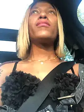 Snapshot of Kylie_Hairy_Bbc chatting on September 8, 2:49 pm Kylie Hairy Bbc online show from September 8, 2:49 pm