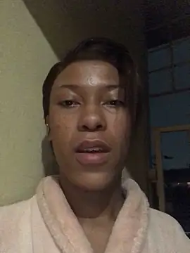 Snapshot of Kylie_Hairy_Bbc chatting on October 11, 6:21 pm Kylie Hairy Bbc online show from October 11, 6:21 pm