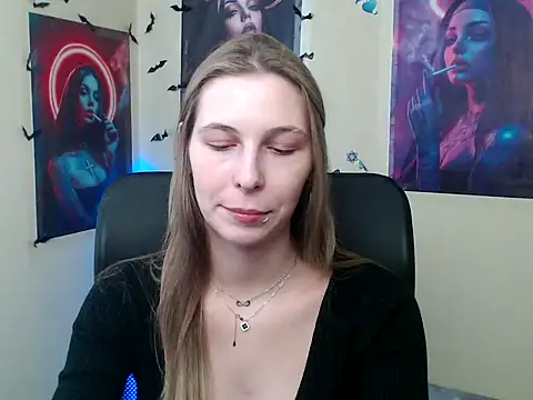 StrangerGi online show from April 28, 11:58 am